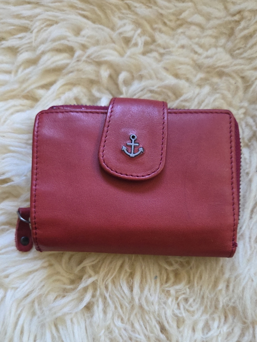 Harbour 2nd Isidora Wallet in a red/chili
